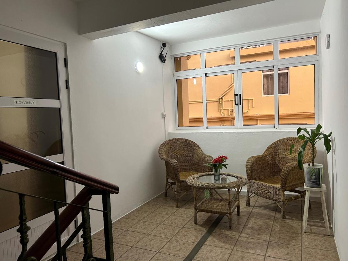 Paradise Hill Apartment